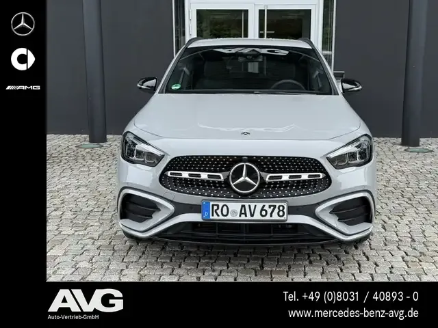 Mercedes-Benz GLA 200