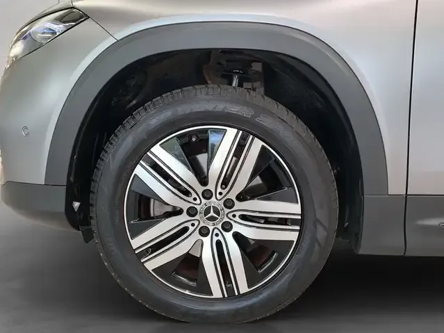 Mercedes-Benz EQB 300
