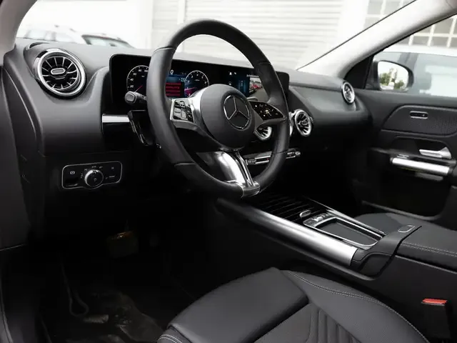 Mercedes-Benz GLA 180
