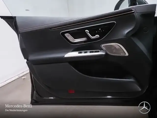 Mercedes-Benz EQE 500
