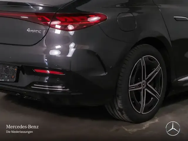 Mercedes-Benz EQE 500