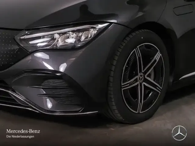 Mercedes-Benz EQE 500