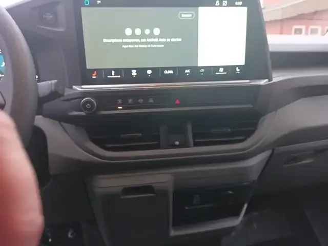 Volkswagen T7 Transporter