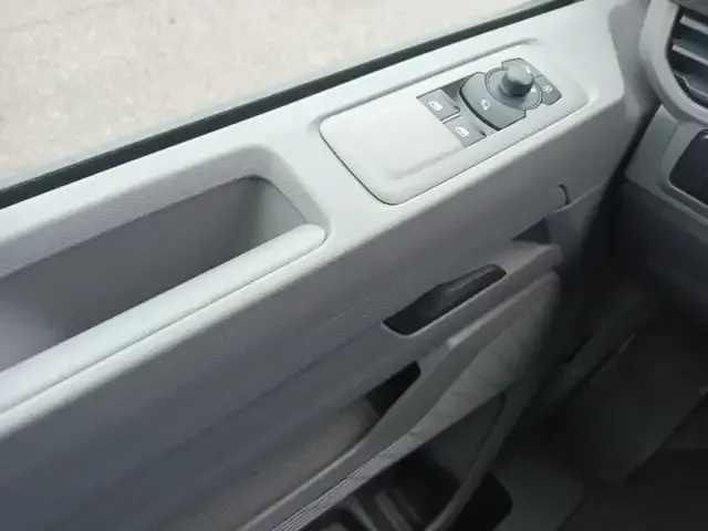 Volkswagen T7 Transporter