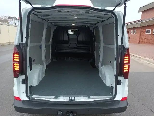 Volkswagen T7 Transporter