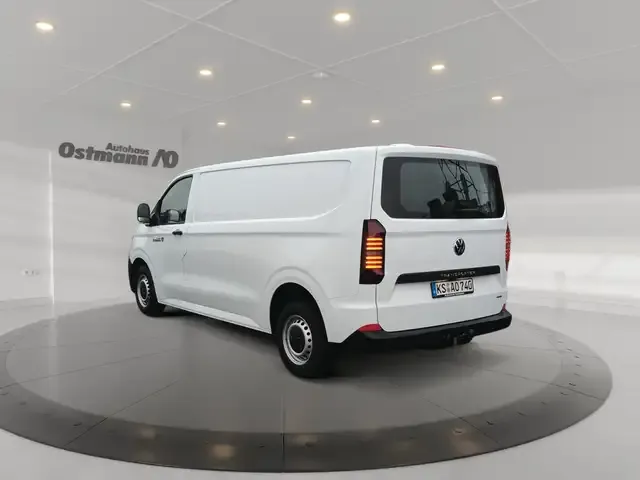 Volkswagen T7 Transporter