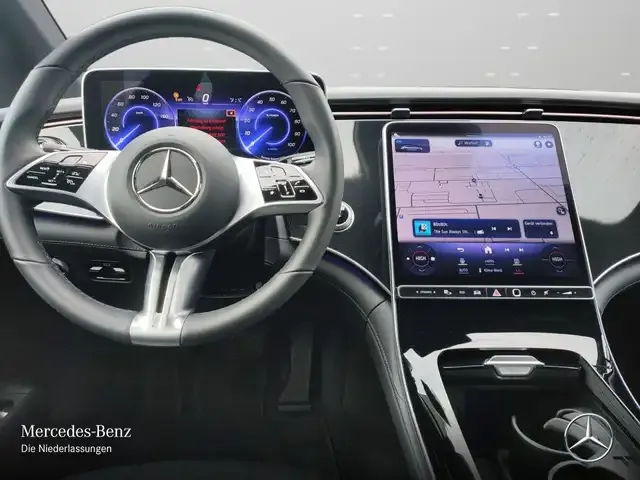 Mercedes-Benz EQE 350