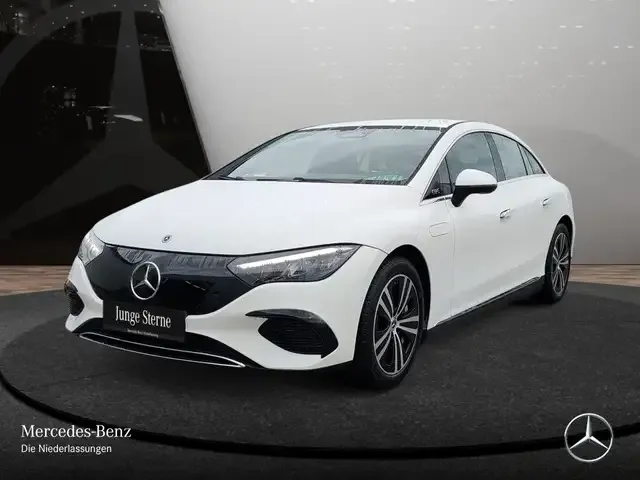 Mercedes-Benz EQE 350