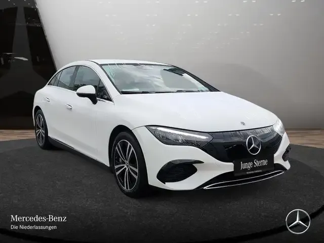Mercedes-Benz EQE 350