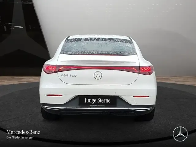 Mercedes-Benz EQE 350