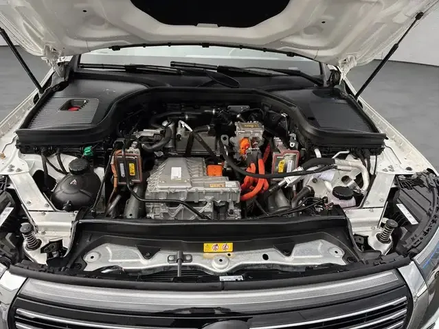 Mercedes-Benz EQC 400