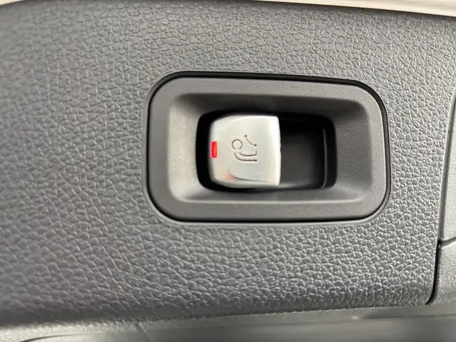 Mercedes-Benz EQC 400