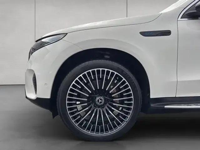 Mercedes-Benz EQC 400