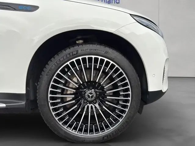Mercedes-Benz EQC 400