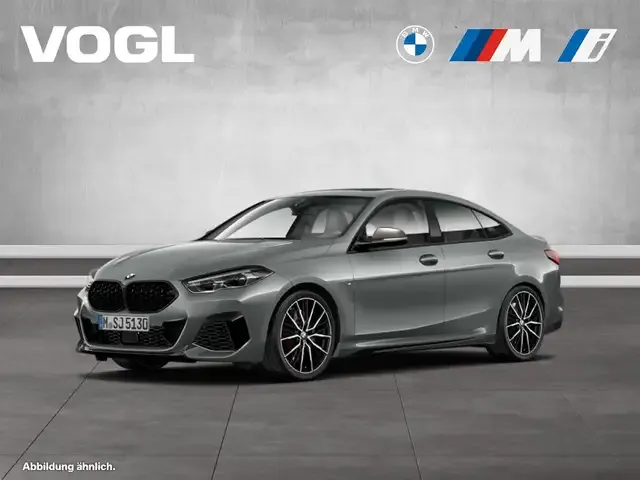 BMW 235