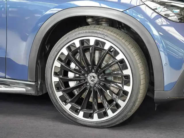 Mercedes-Benz EQE SUV