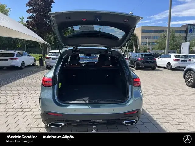 Mercedes-Benz GLC 220