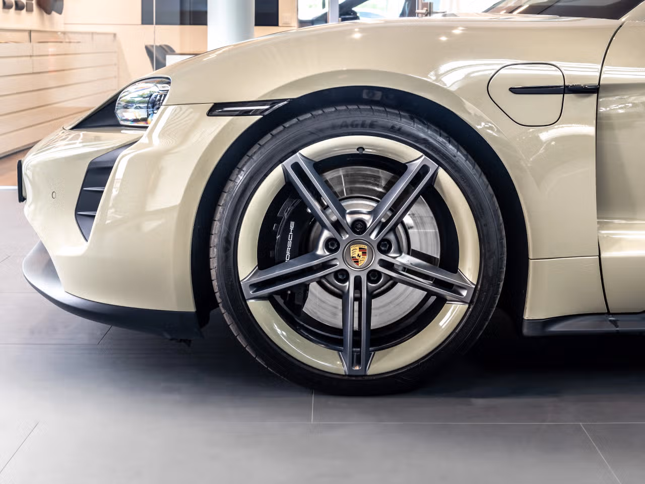 Porsche Taycan