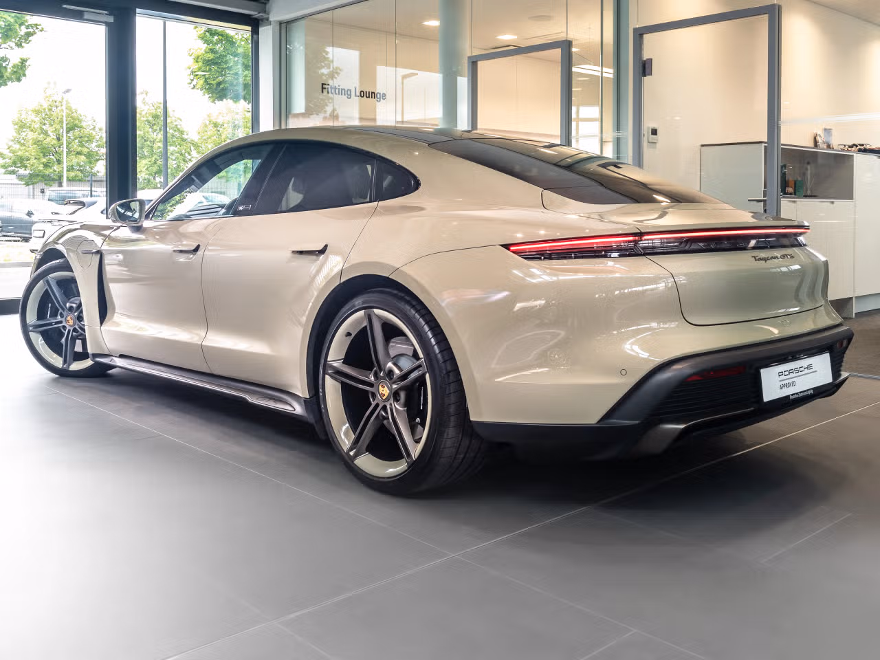 Porsche Taycan