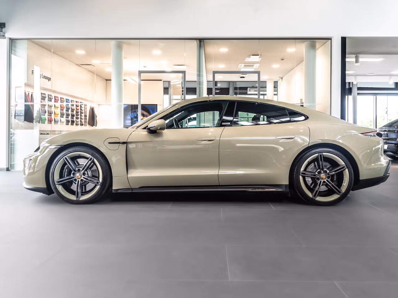 Porsche Taycan