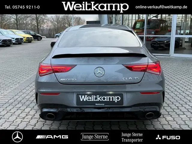 Mercedes-Benz CLA 35 AMG