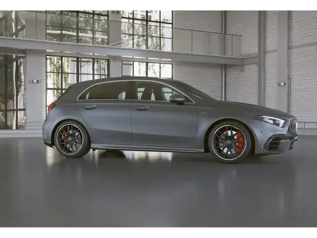Mercedes-Benz A 45 AMG