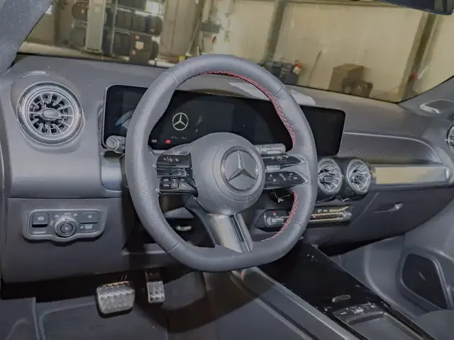 Mercedes-Benz GLB 250