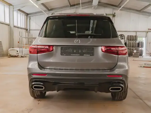 Mercedes-Benz GLB 250