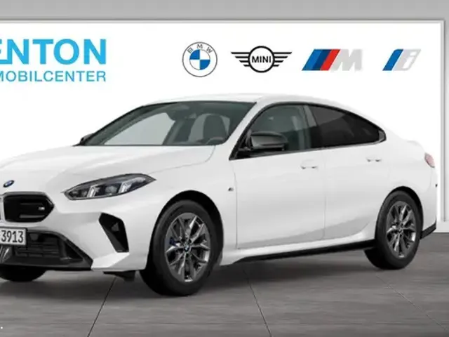 BMW 235