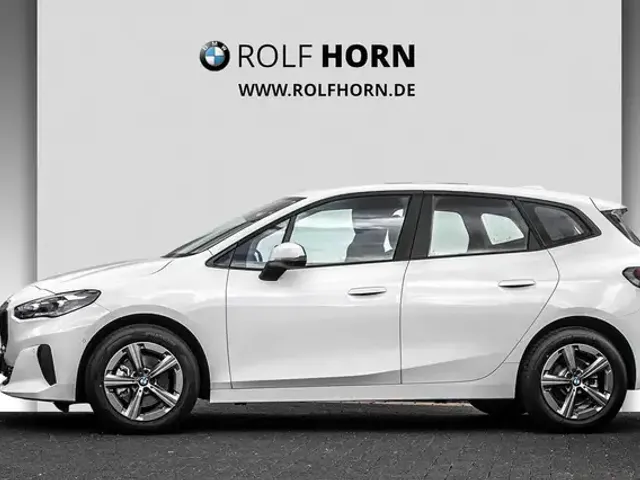 BMW 216