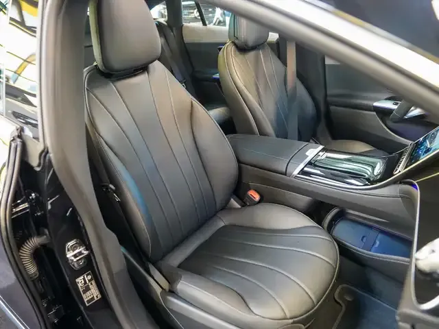 Mercedes-Benz EQE 300