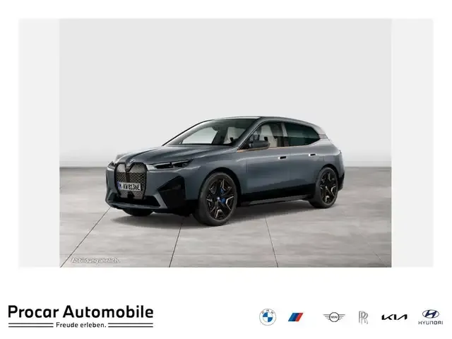BMW iX