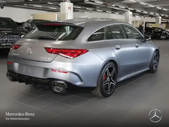 Mercedes-Benz CLA 35 AMG
