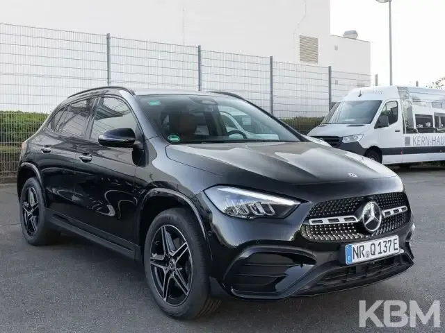 Mercedes-Benz GLA 250