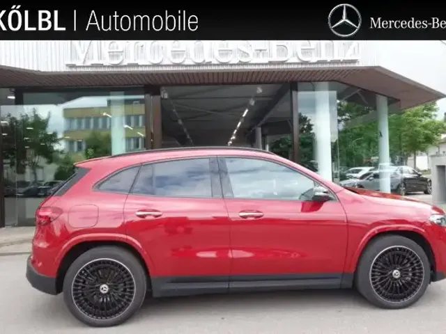 Mercedes-Benz EQA 300