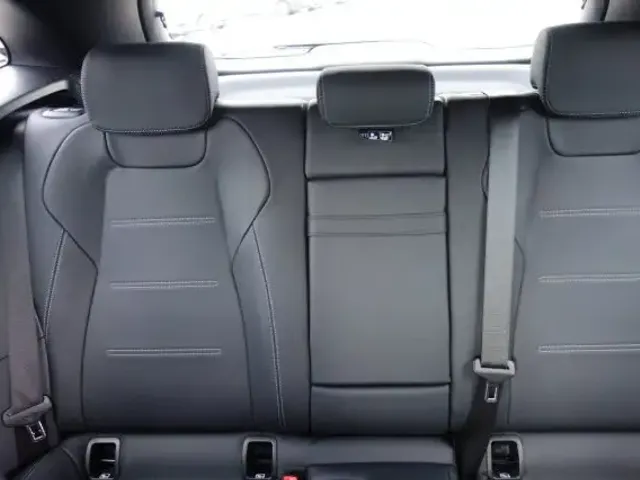 Mercedes-Benz EQA 300