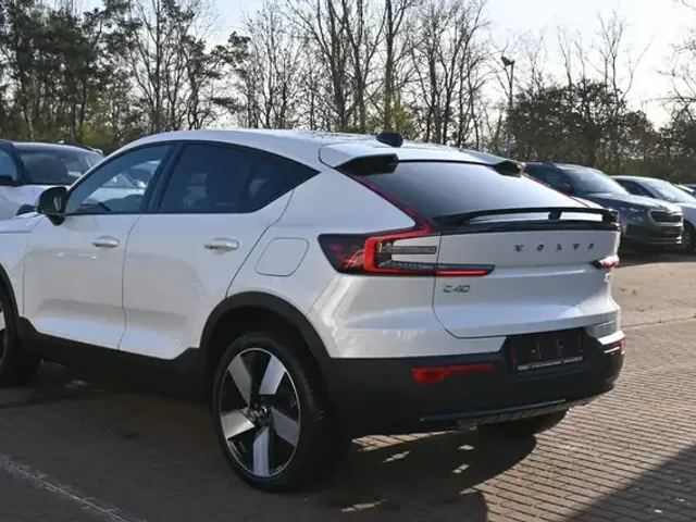 Volvo C40