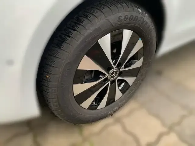 Mercedes-Benz EQV 300