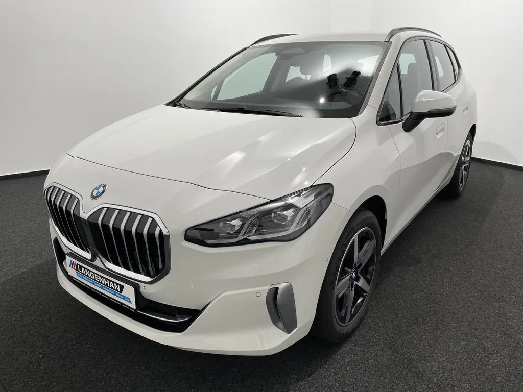 BMW 218