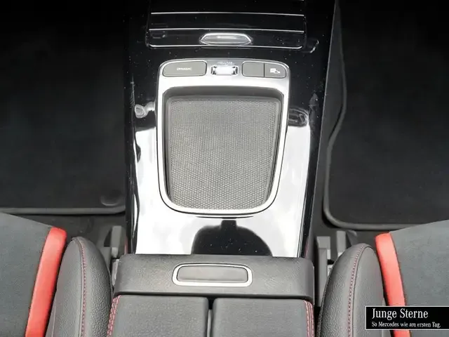 Mercedes-Benz A 35 AMG