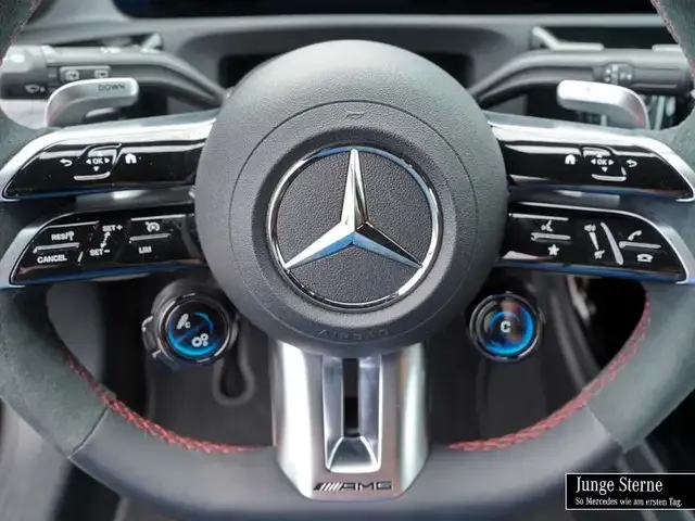 Mercedes-Benz A 35 AMG