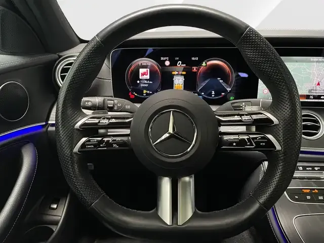 Mercedes-Benz E 400