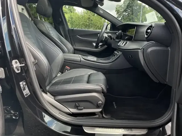 Mercedes-Benz E 400