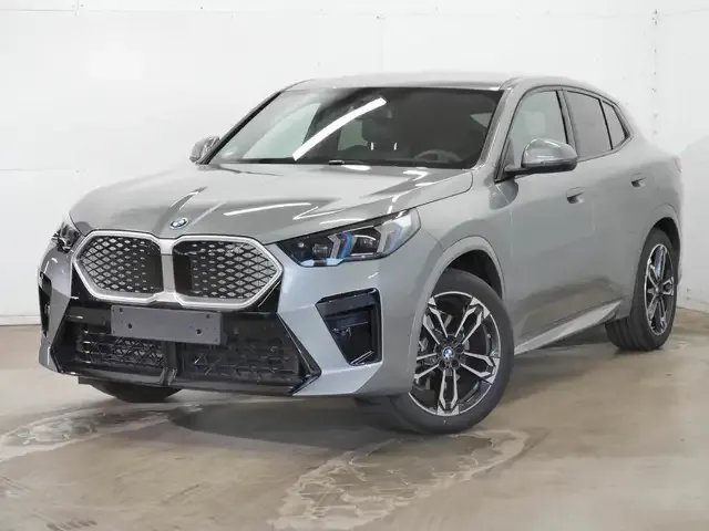 BMW iX2