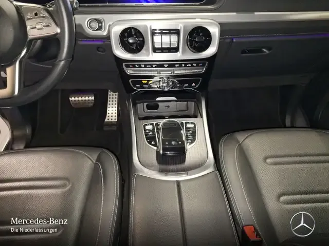 Mercedes-Benz G 500