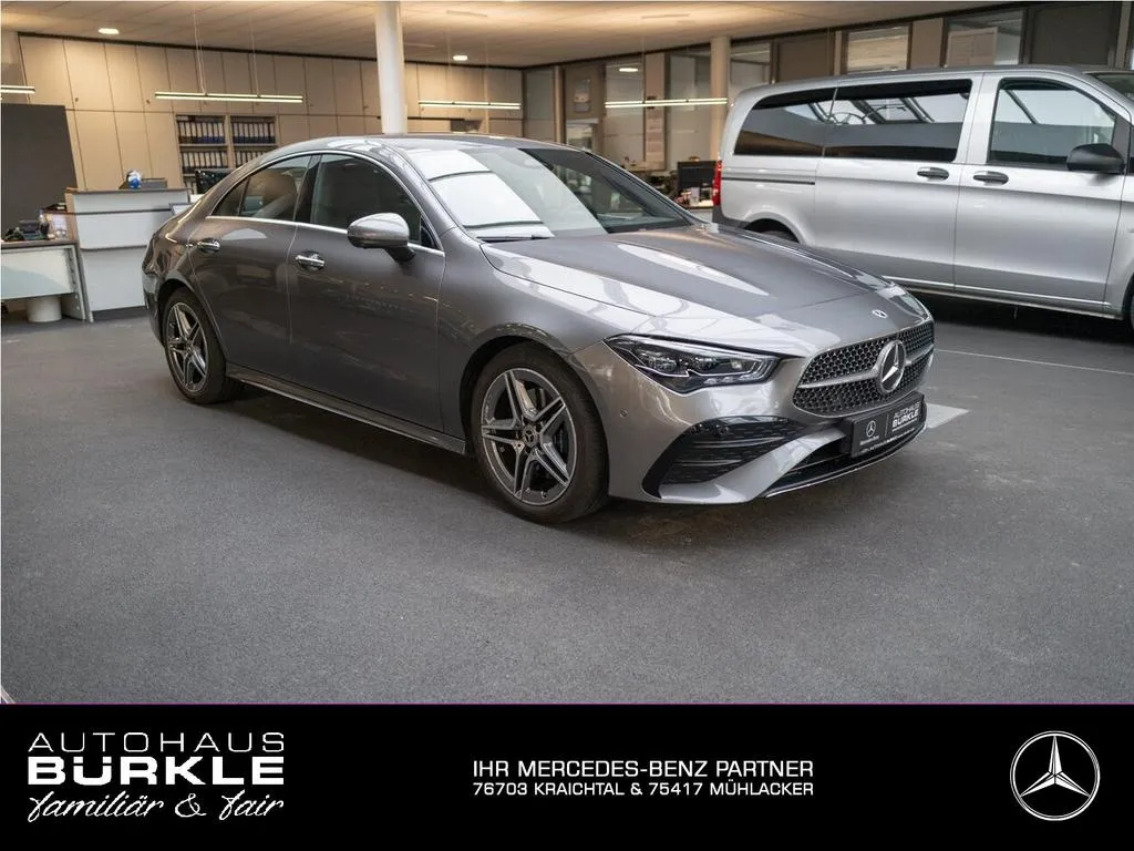 Mercedes-Benz CLA 200