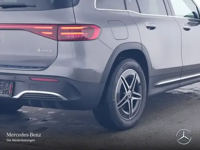Mercedes-Benz EQB 300