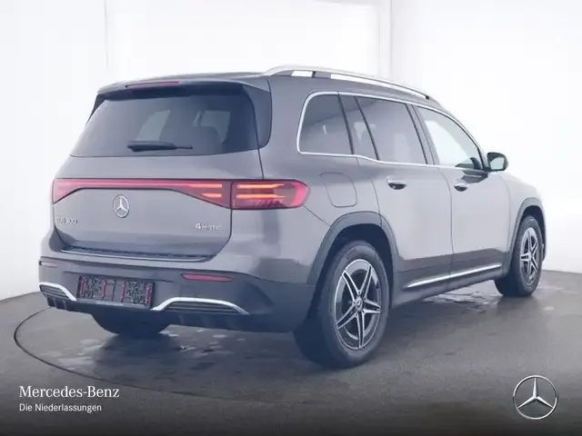 Mercedes-Benz EQB 300