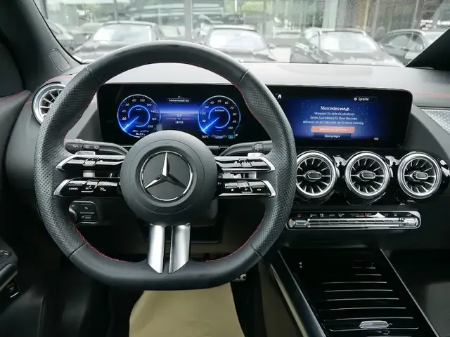 Mercedes-Benz EQA 300
