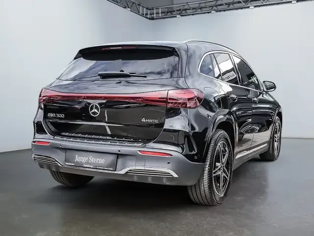 Mercedes-Benz EQA 300